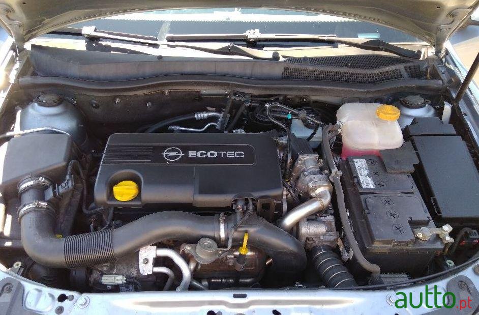 2008' Opel Astra photo #1