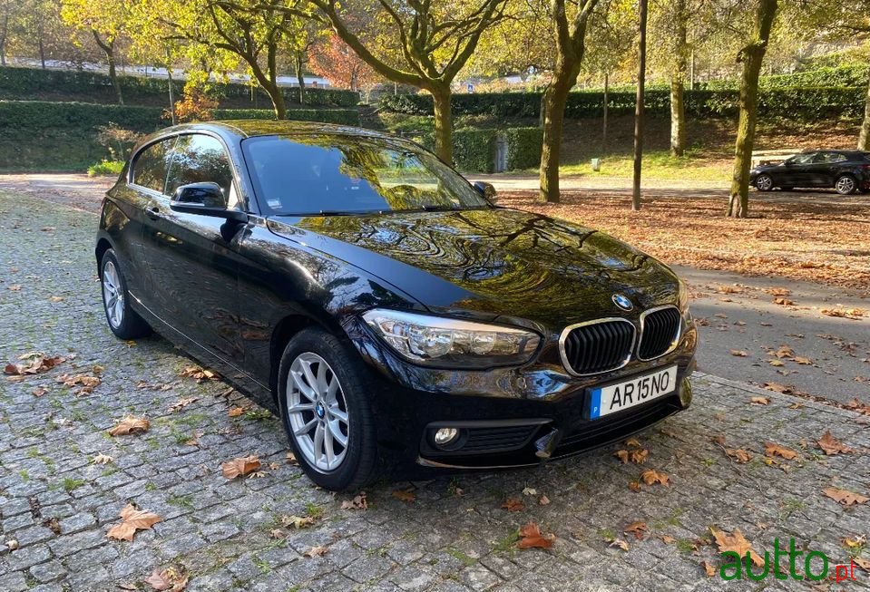 2015' BMW 114 photo #1