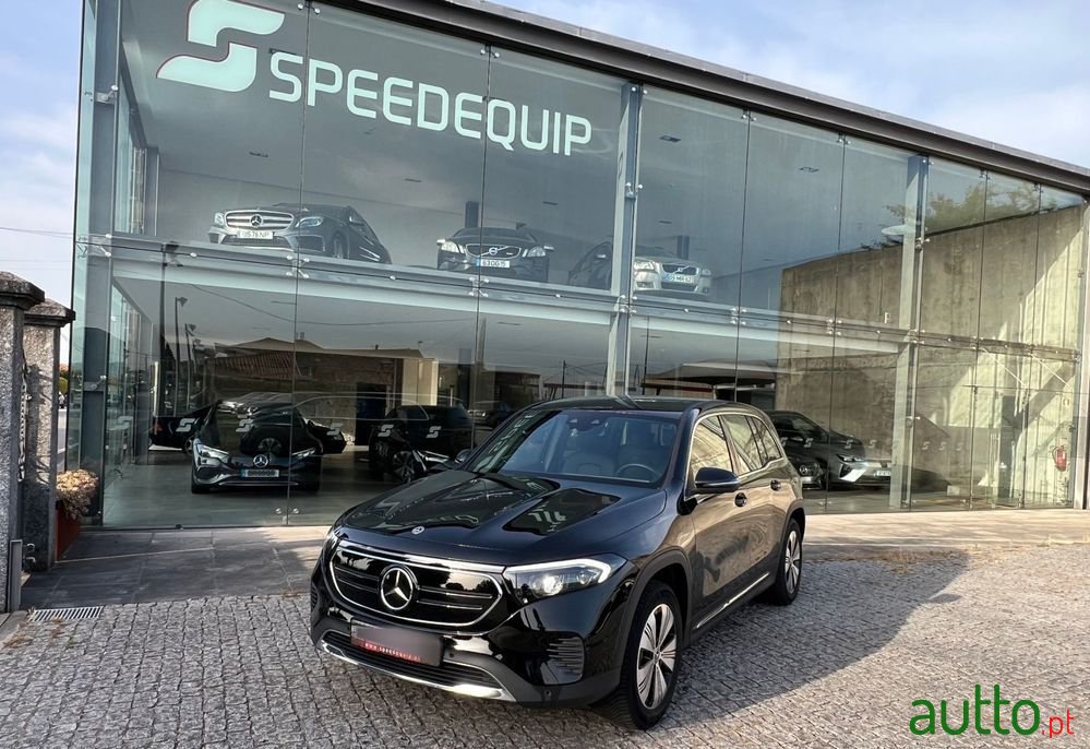 2023' Mercedes-Benz EQB 250 Progressive photo #1