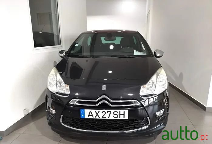 2010' Citroen DS3 photo #2