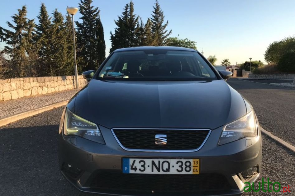 2013' SEAT Leon photo #3