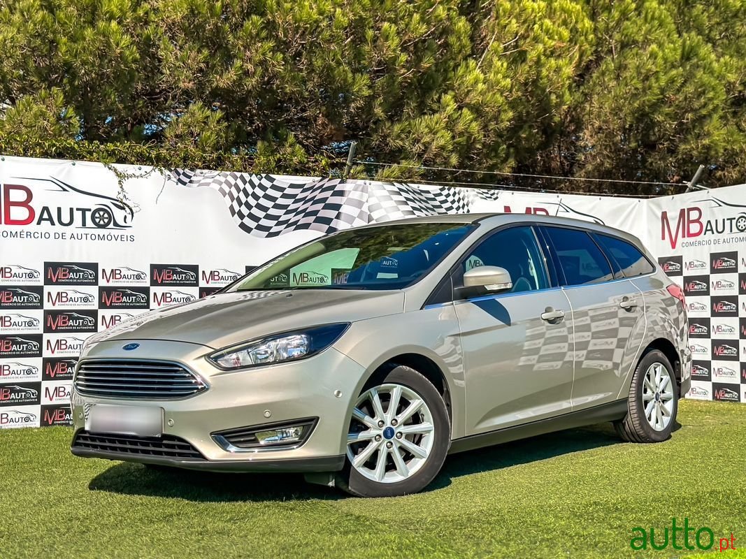 2017' Ford Focus photo #1