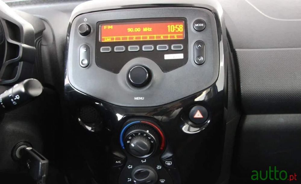 2019' Citroen C1 photo #4