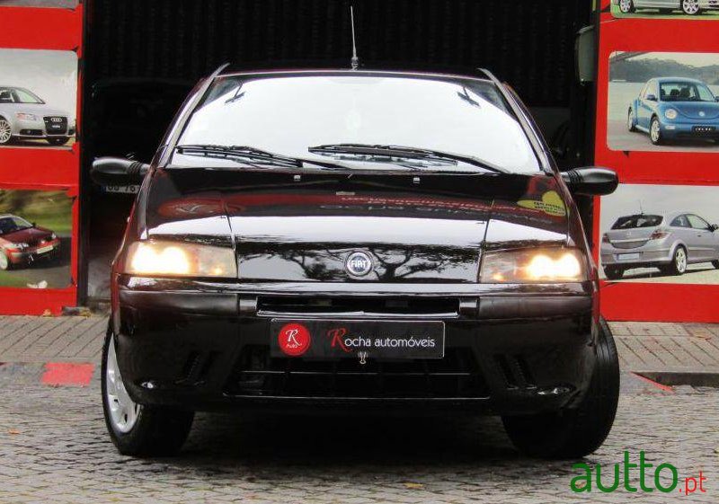 2000' Fiat Punto 1.2 16V ELX photo #1