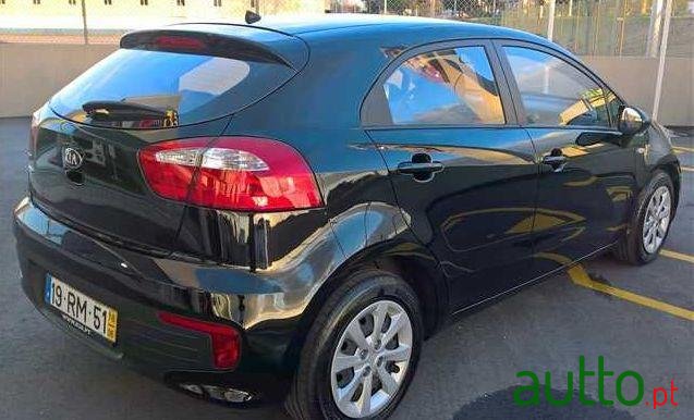 2016' Kia Rio 1.2 Cvvt Lx photo #1