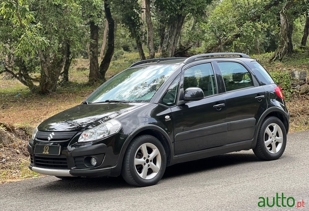 2008' Suzuki SX4 photo #1