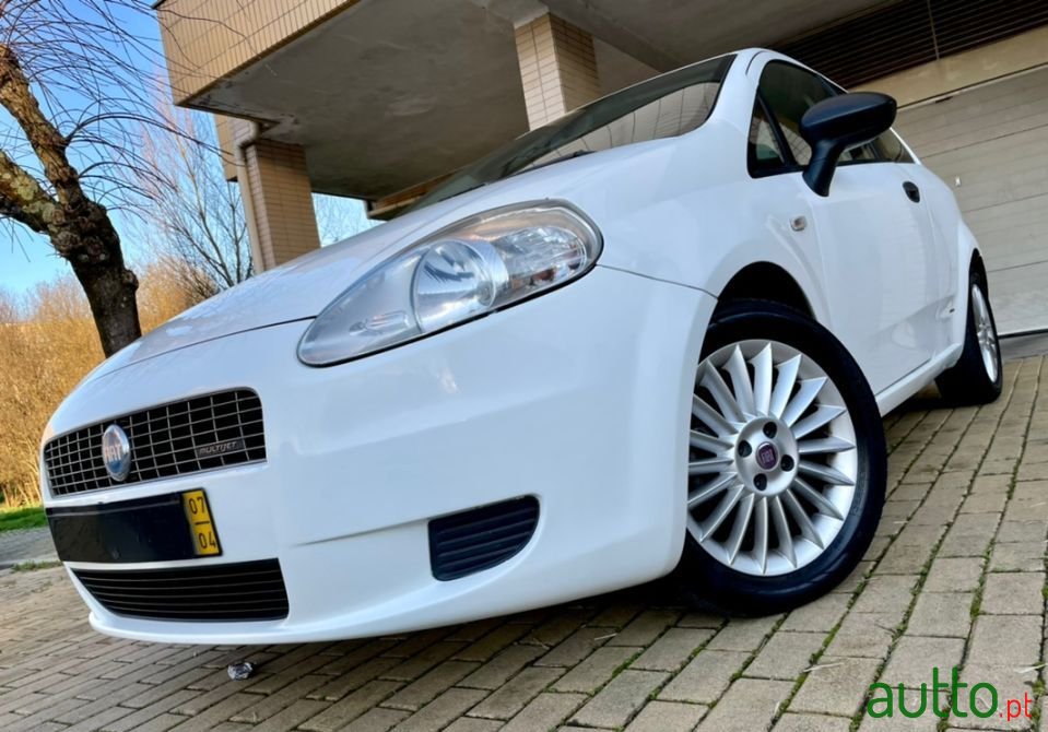 2007' Fiat Grande Punto Sport photo #1