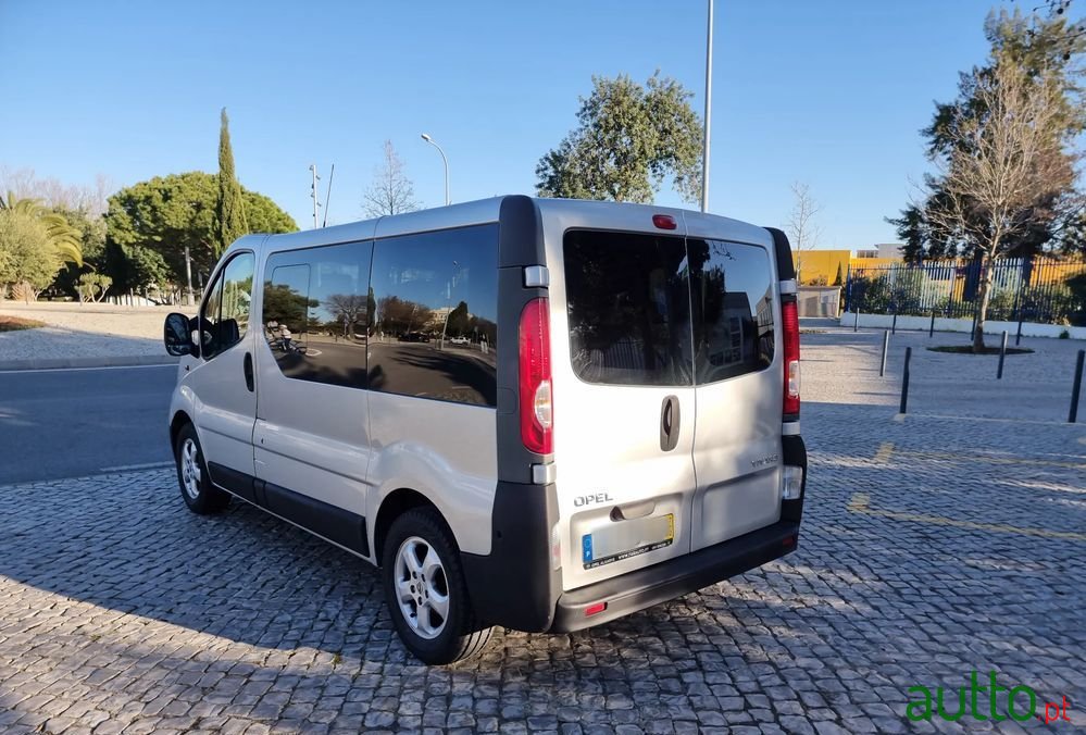 2007' Opel Vivaro 2.0 Cdti L1H1 2.7T 6L photo #4