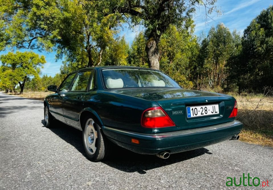 1997' Jaguar XJR photo #5