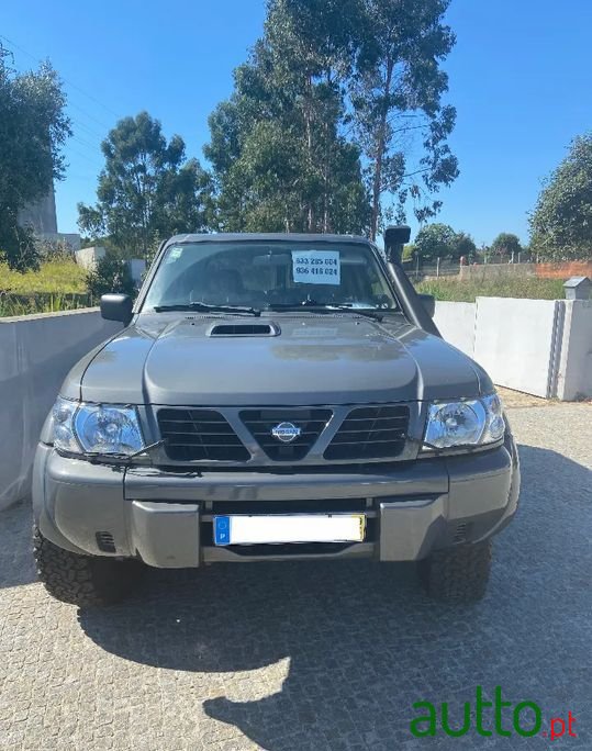 1999' Nissan Patrol photo #1