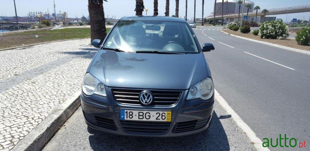 2006' Volkswagen Polo Confortline photo #4