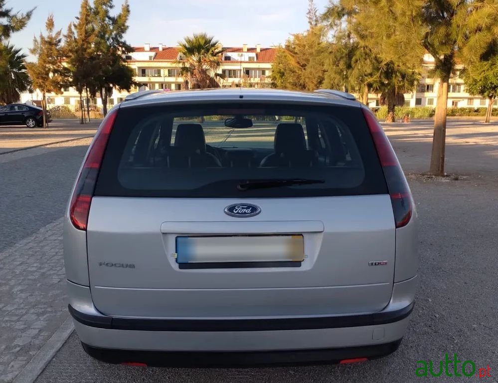 2006' Ford Focus Sw photo #5