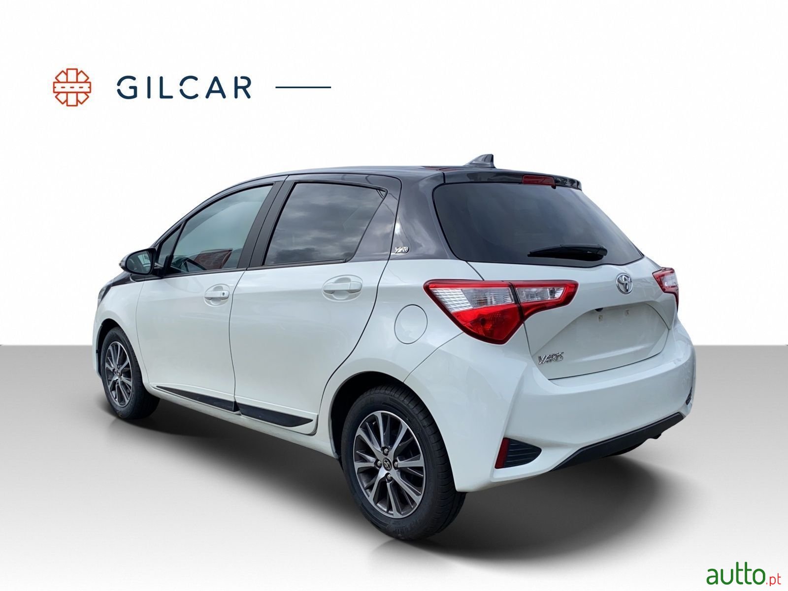 2020' Toyota Yaris photo #5