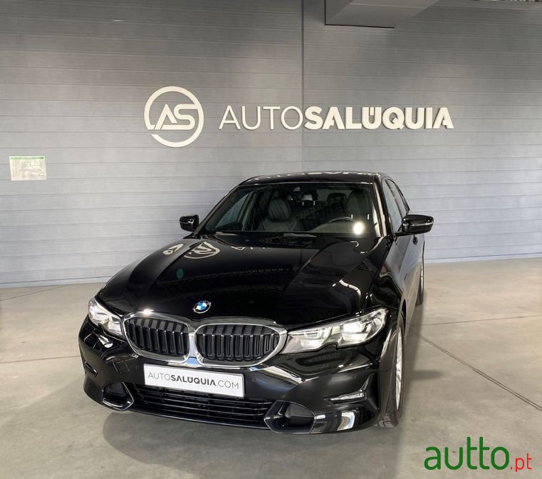 2021' BMW 320 photo #1