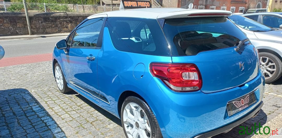 2011' Citroen DS3 photo #6