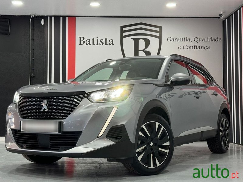 2020' Peugeot 2008 photo #5