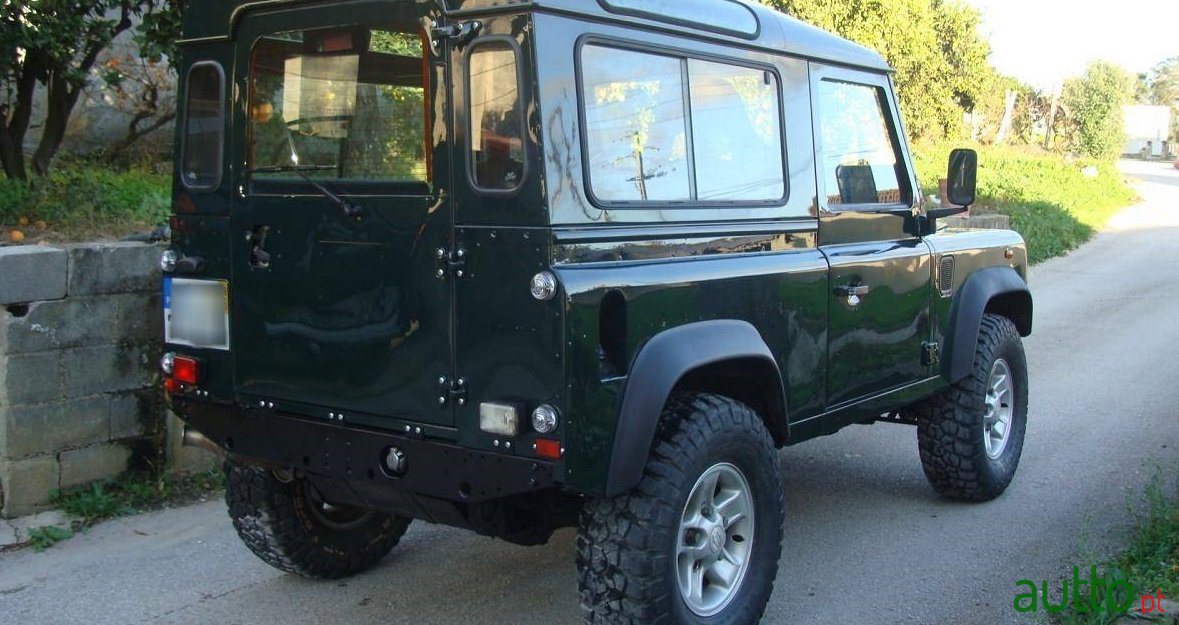 1998' Land Rover Defender 90 90 TD5 photo #2