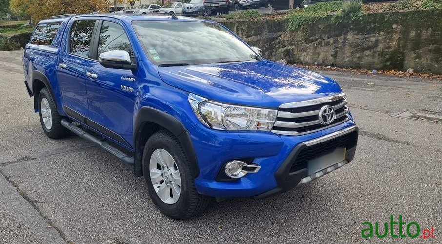 2018' Toyota Hilux photo #1