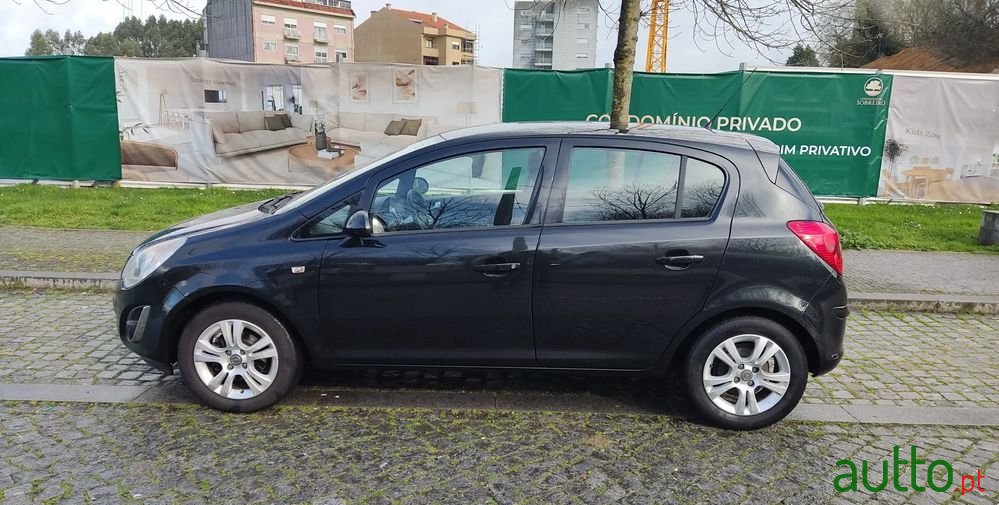 2012' Opel Corsa photo #3