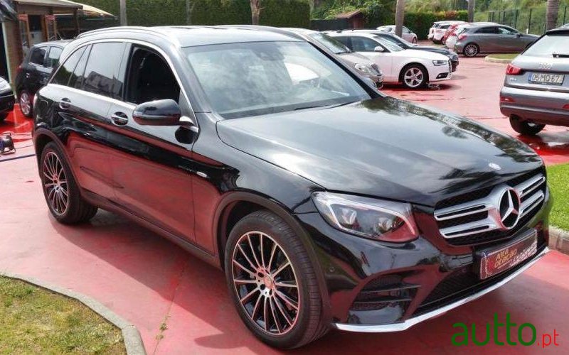 2015' Mercedes-Benz Glc-250 Amg photo #1