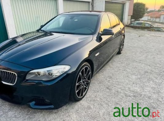 2013' BMW 520 photo #1