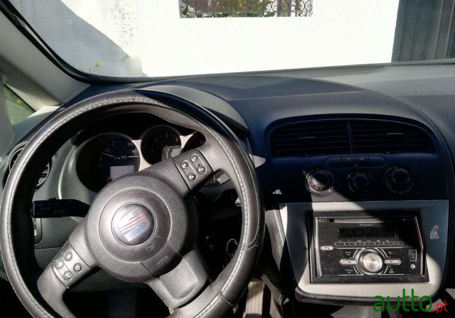 2005' SEAT Altea 1.9 Tdi photo #2