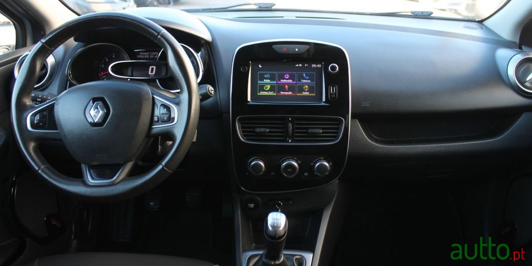 2017' Renault Clio photo #5