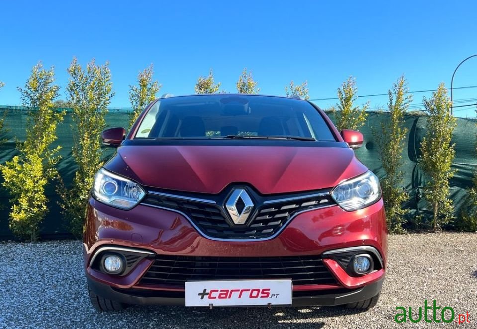 2017' Renault Grand-Scenic photo #2