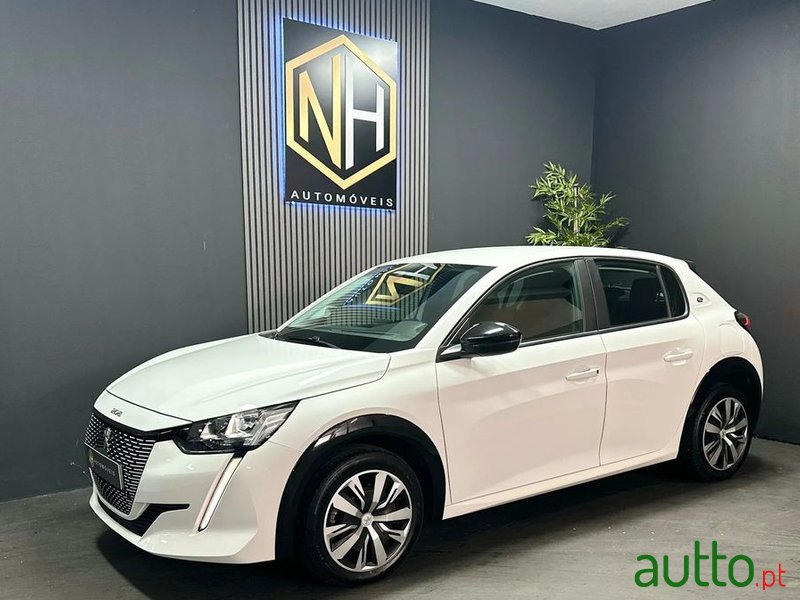 2022' Peugeot e-208 50 Kwh Active photo #2