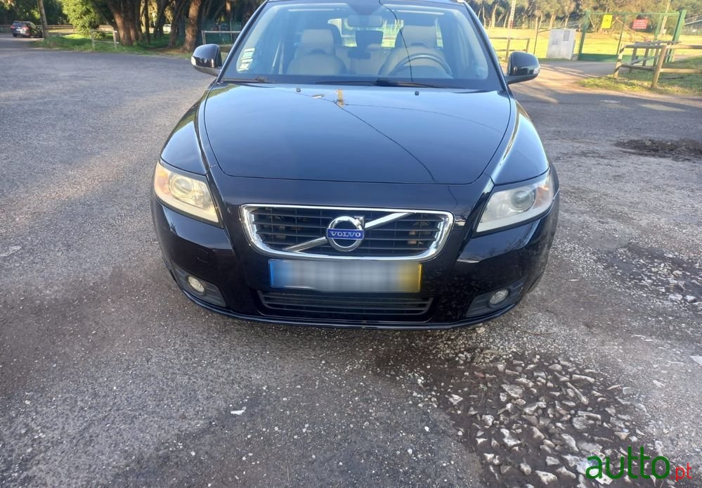 2012' Volvo V50 photo #1