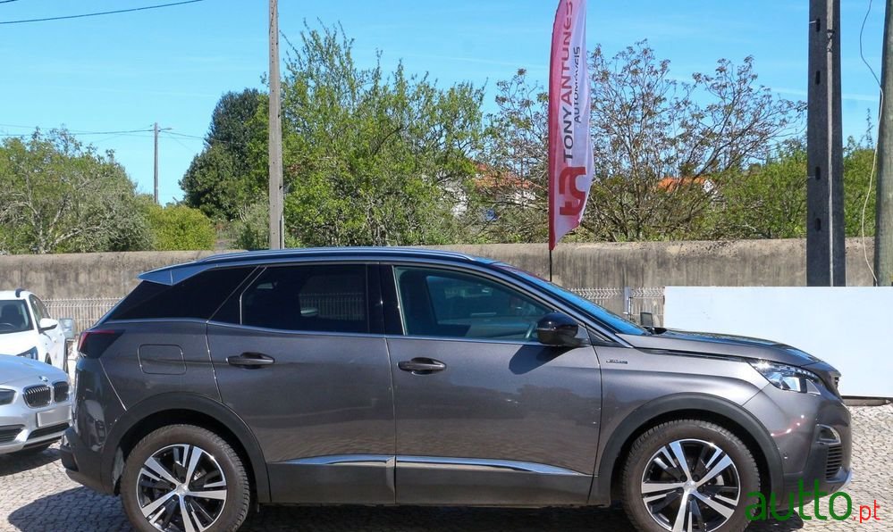 2019' Peugeot 3008 photo #6