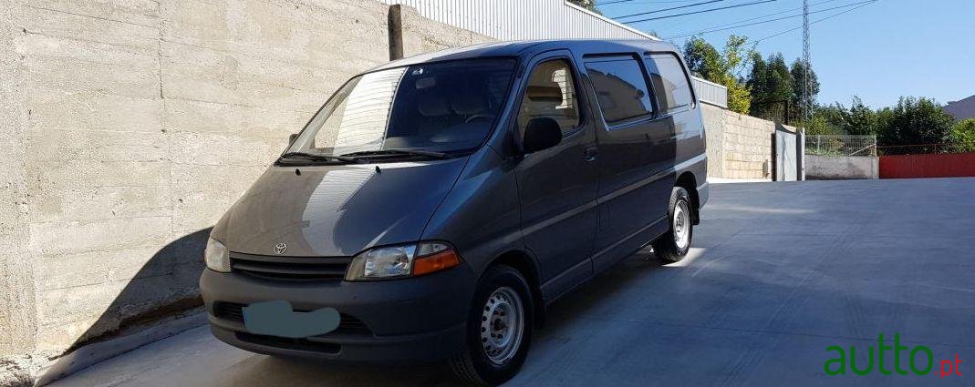 1987' Toyota Hiace photo #1