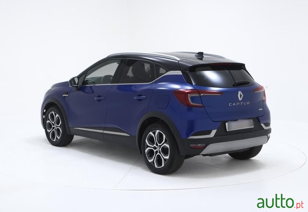 2022' Renault Captur photo #4
