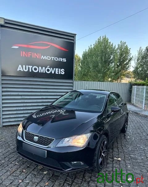 2014' SEAT Leon photo #2