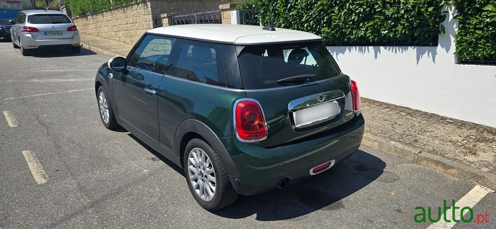 2014' MINI 3 Portas Cooper photo #3