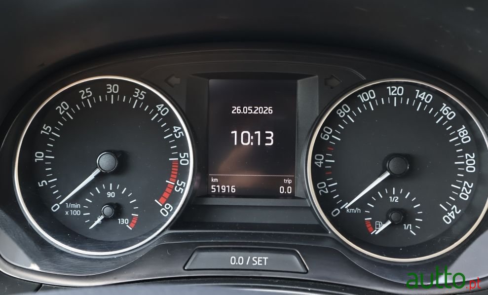 2015' Skoda Fabia Break photo #6