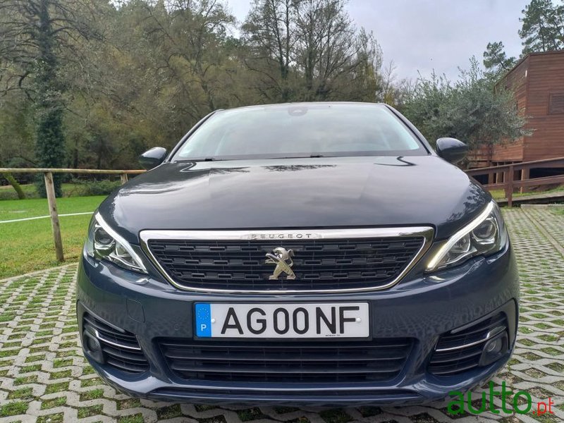 2018' Peugeot 308 Sw photo #1