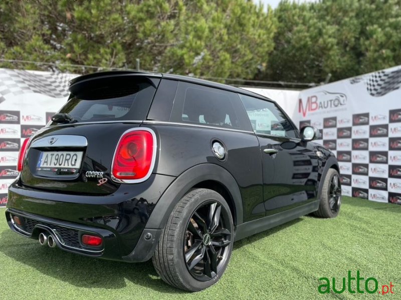 2016' MINI Cooper photo #6