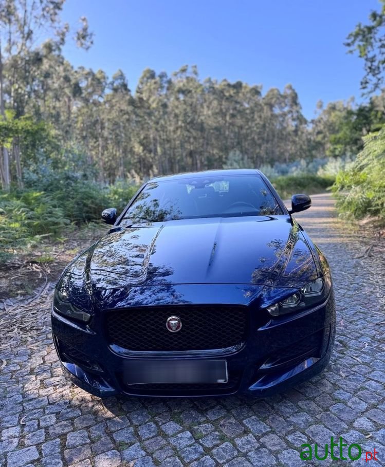 2018' Jaguar XE 2.0 D R-Sport Aut. photo #3