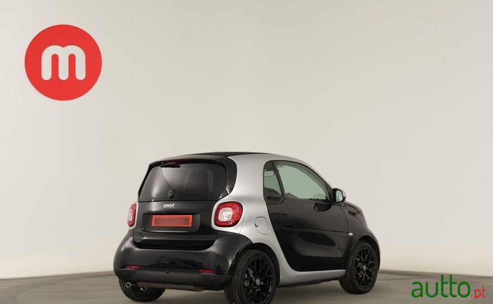2018' Smart Fortwo Coupé photo #4