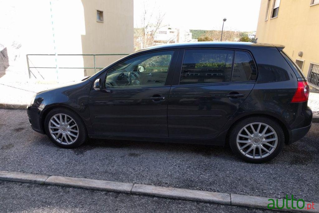 2007' Volkswagen Golf 2.0 Tdi Gt Sport photo #2