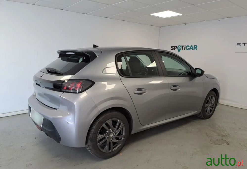 2022' Peugeot 208 photo #4