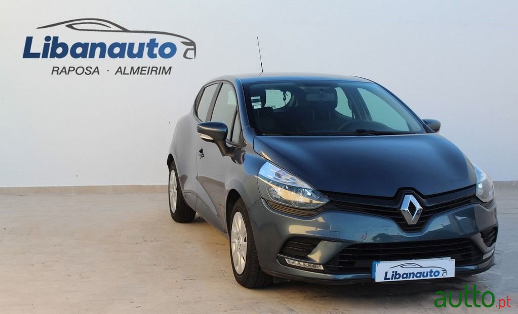 2018' Renault Clio Ver-1-5-Dci-Zen photo #1