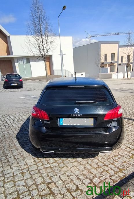 2014' Peugeot 308 photo #4