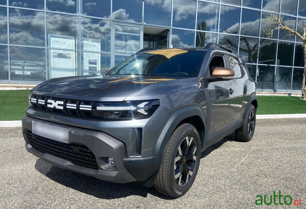2024' Dacia Duster photo #3