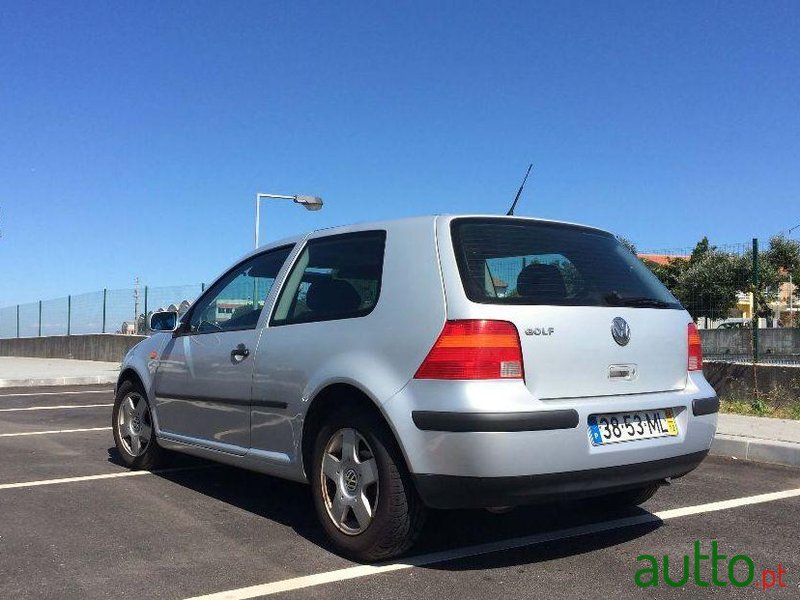 1998' Volkswagen Golf photo #1