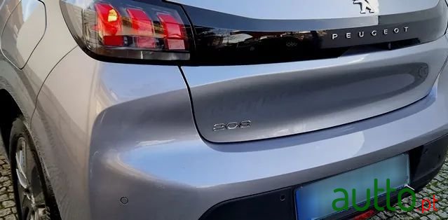 2021' Peugeot 208 photo #6