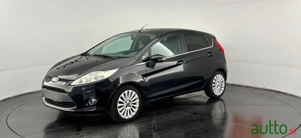 2010' Ford Fiesta 1.25 Titanium photo #2