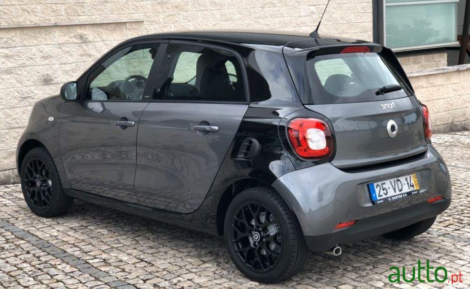 2018' Smart Forfour Passion 90Cv photo #2