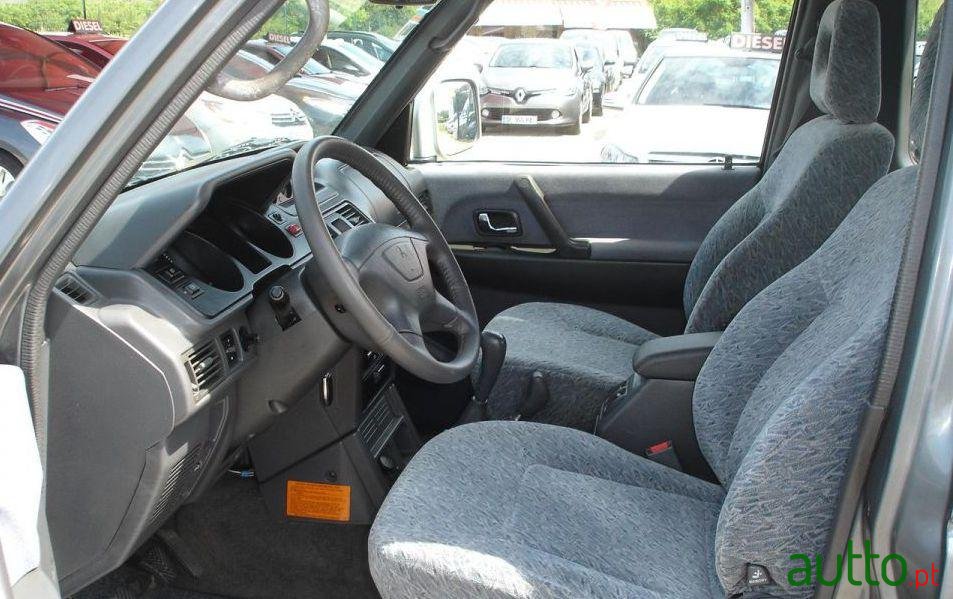 1998' Mitsubishi Pajero 2.8 Td Gls Abs photo #4
